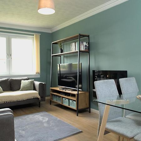 Modern 2-Bed Haven, Free Parking Apartment EDI Exterior photo
