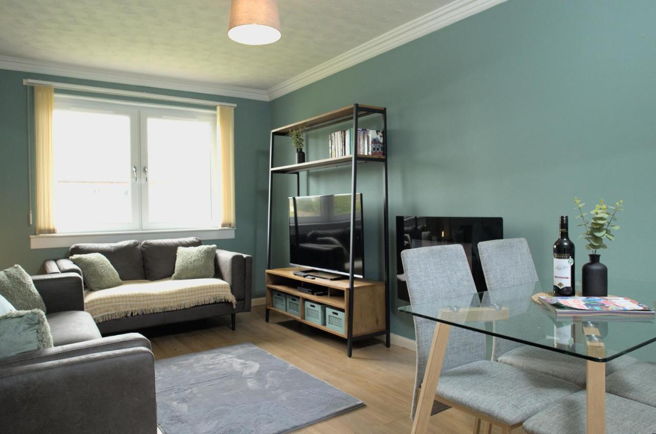Modern 2-Bed Haven, Free Parking Apartment EDI Exterior photo